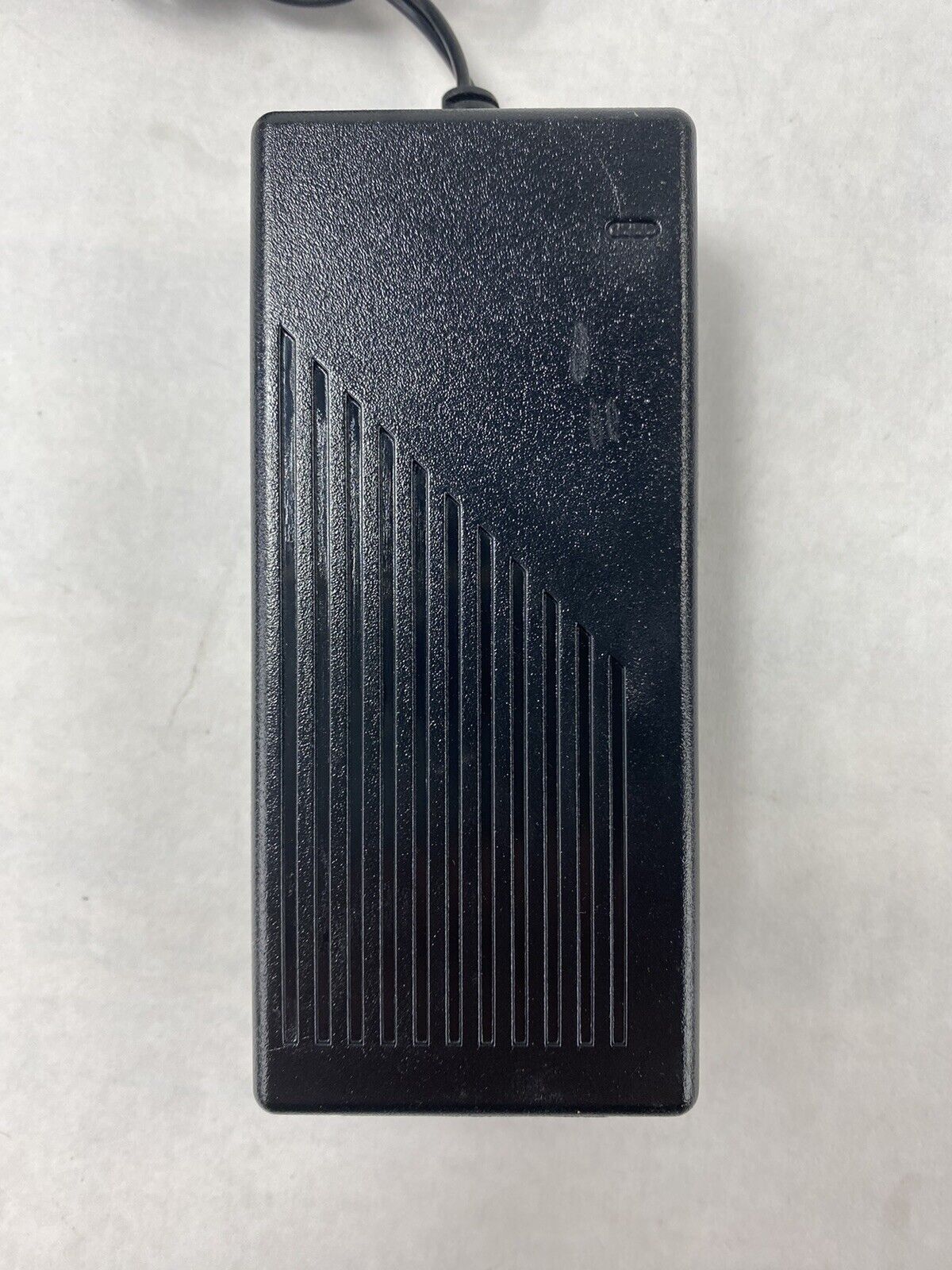 Lot of 4 Condor FJ-SW1203300 SA-123A3IV 12V 3.30A Power Adapter