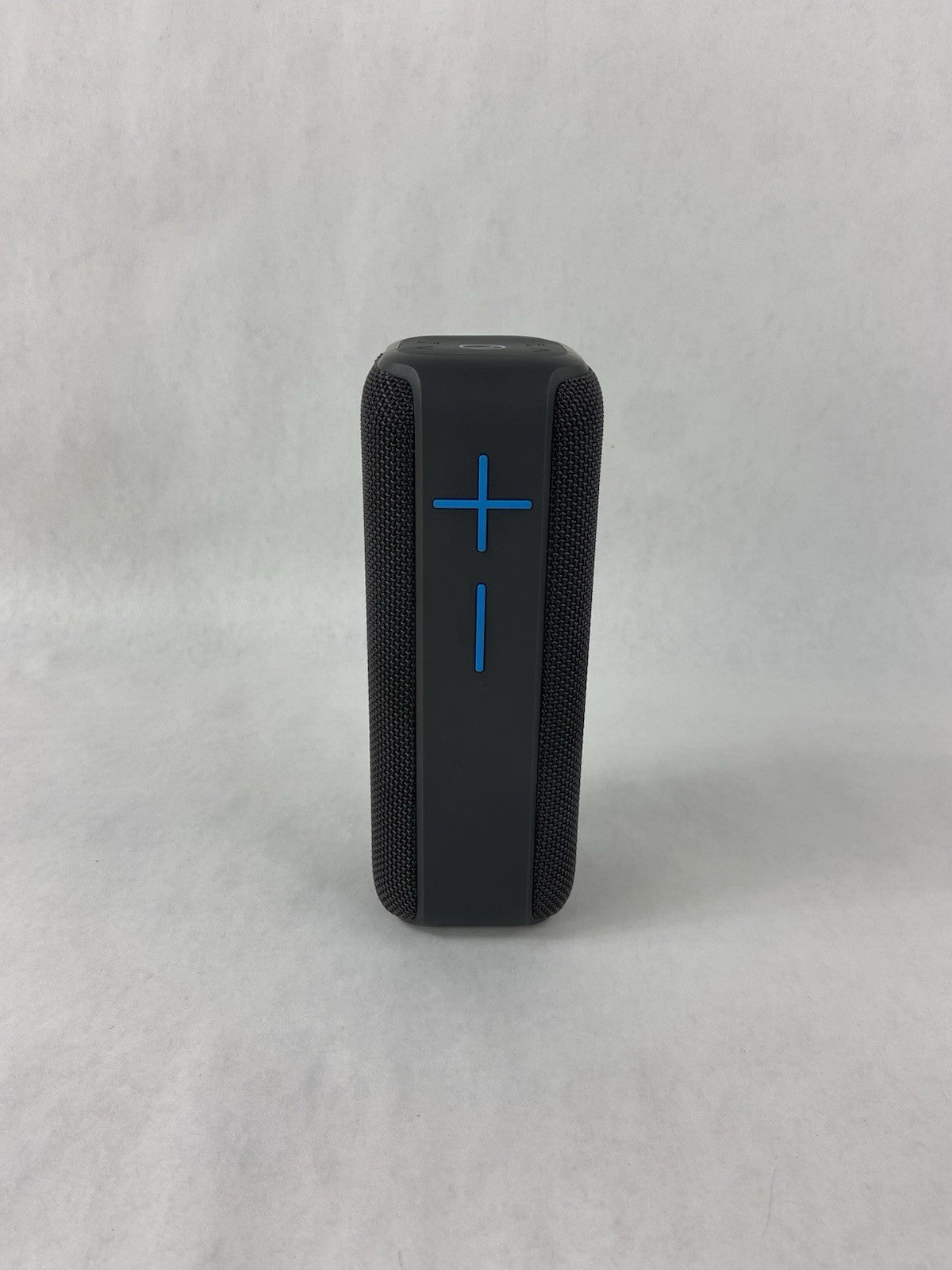 Getone 40 Grey Wireless Speaker1