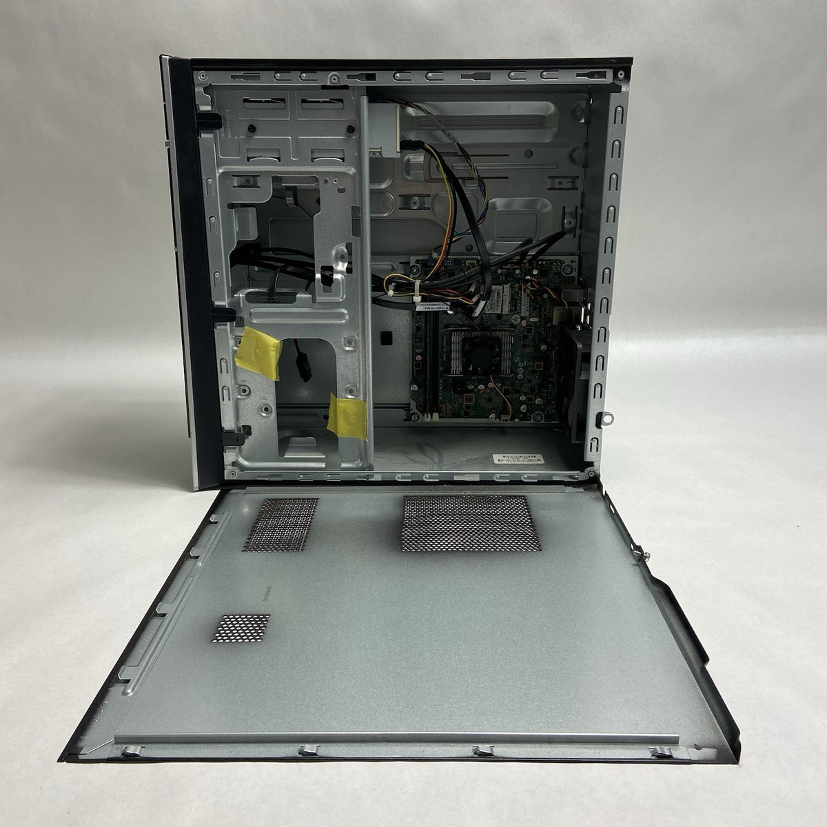 HP Pavilion 500-424 MT AMD A8-6410 2GHz 8GB RAM No AC/HDD/OS8