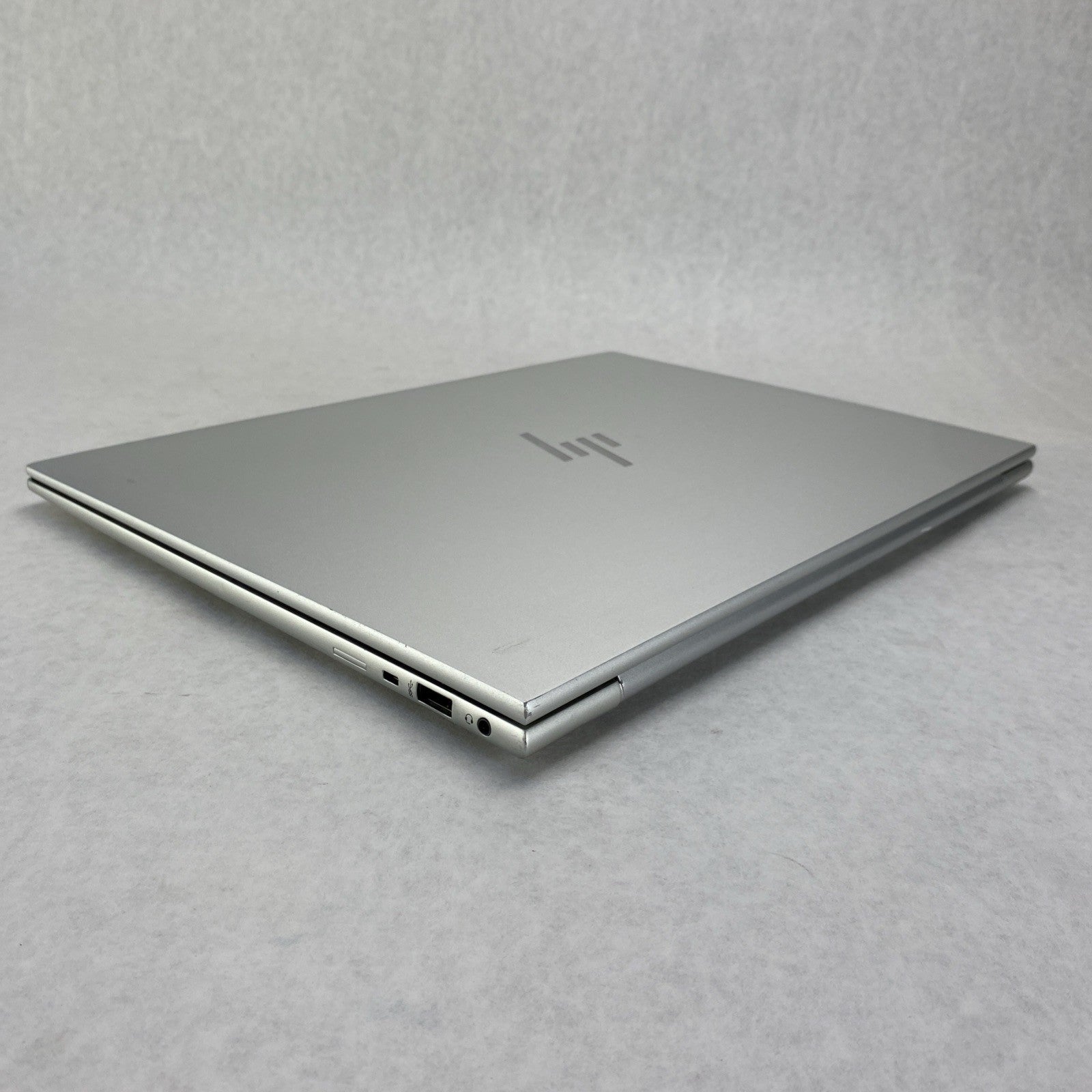 HP EliteBook 860 G9 16" Core i5-1245U 3.96 GHz 32GB RAM No SSD No OS
