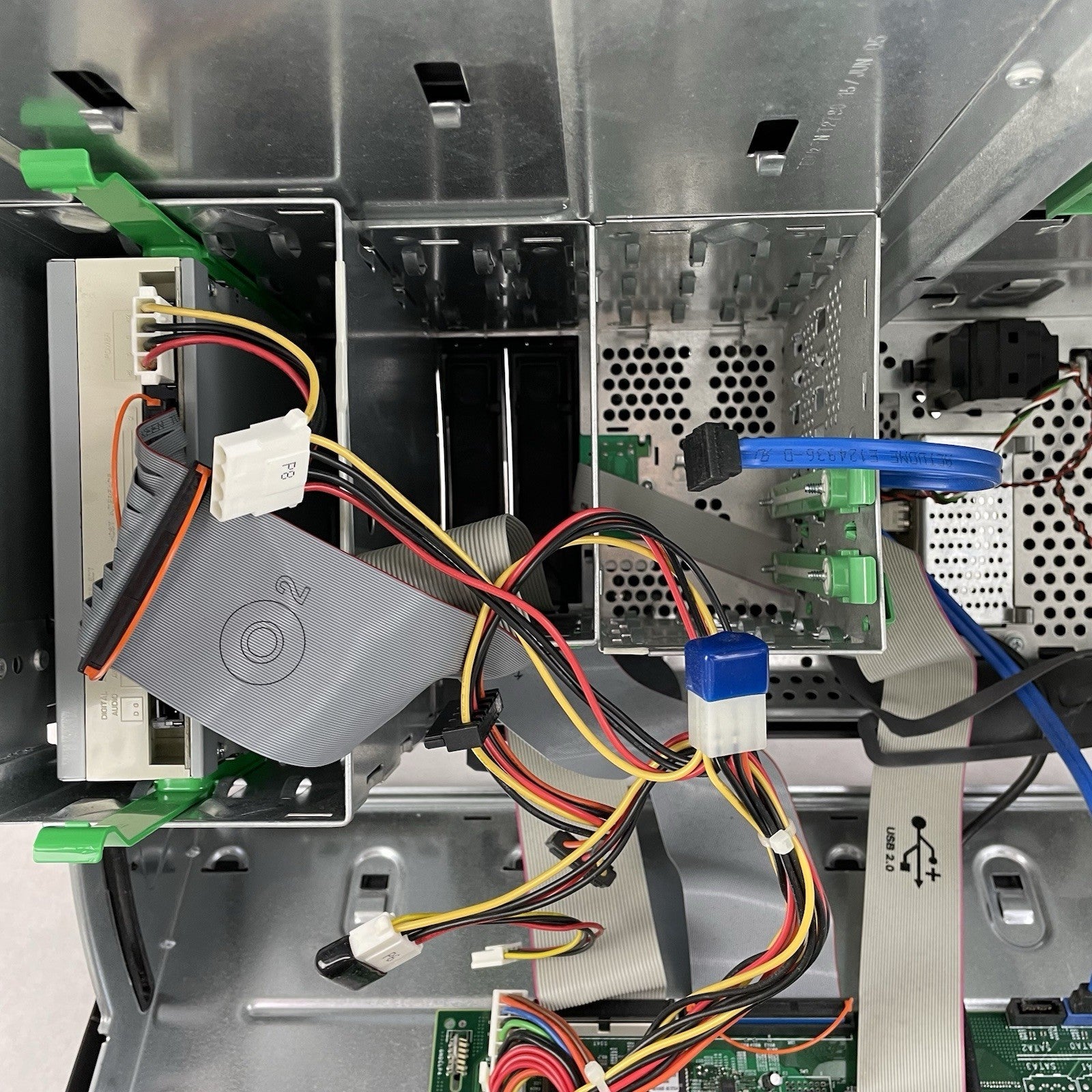 Dell Optiplex GX280 Intel Pentium 4 3.00 GHz 2 GB Ram No HDD No OS