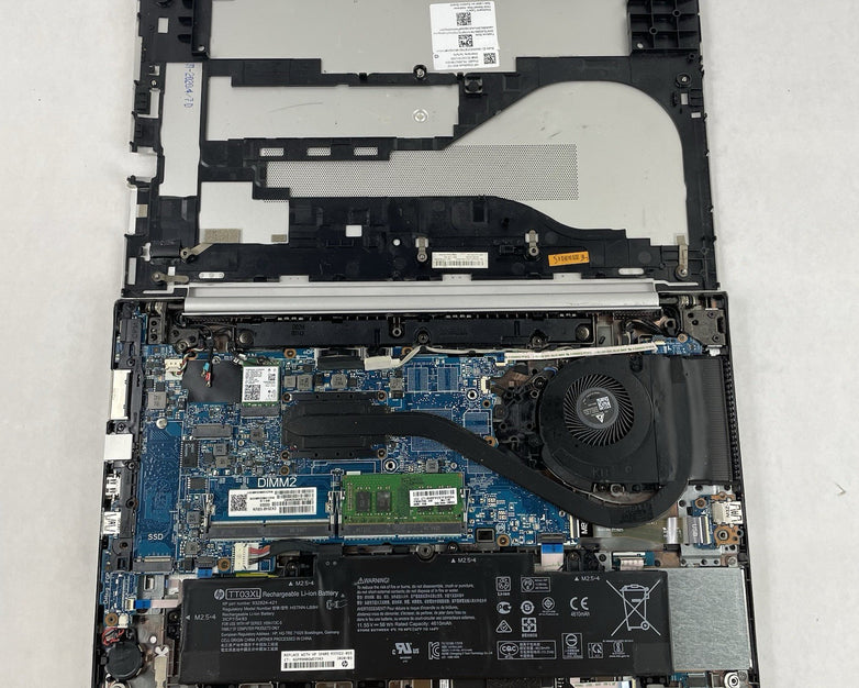 HP EliteBook 850 G6 15.6" i5-8365U 1.60 GHz 8 GB RAM No SSD/OS/AC - Bottom Latch
