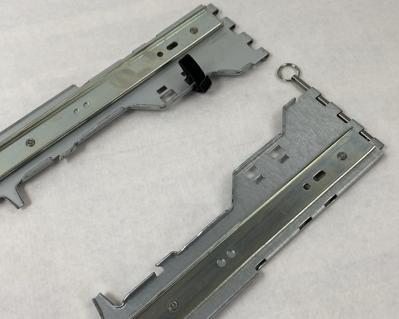 IBM 32P1891 H150786 2U xSeries 345 346 Left And Right Inner Rail Kit Set