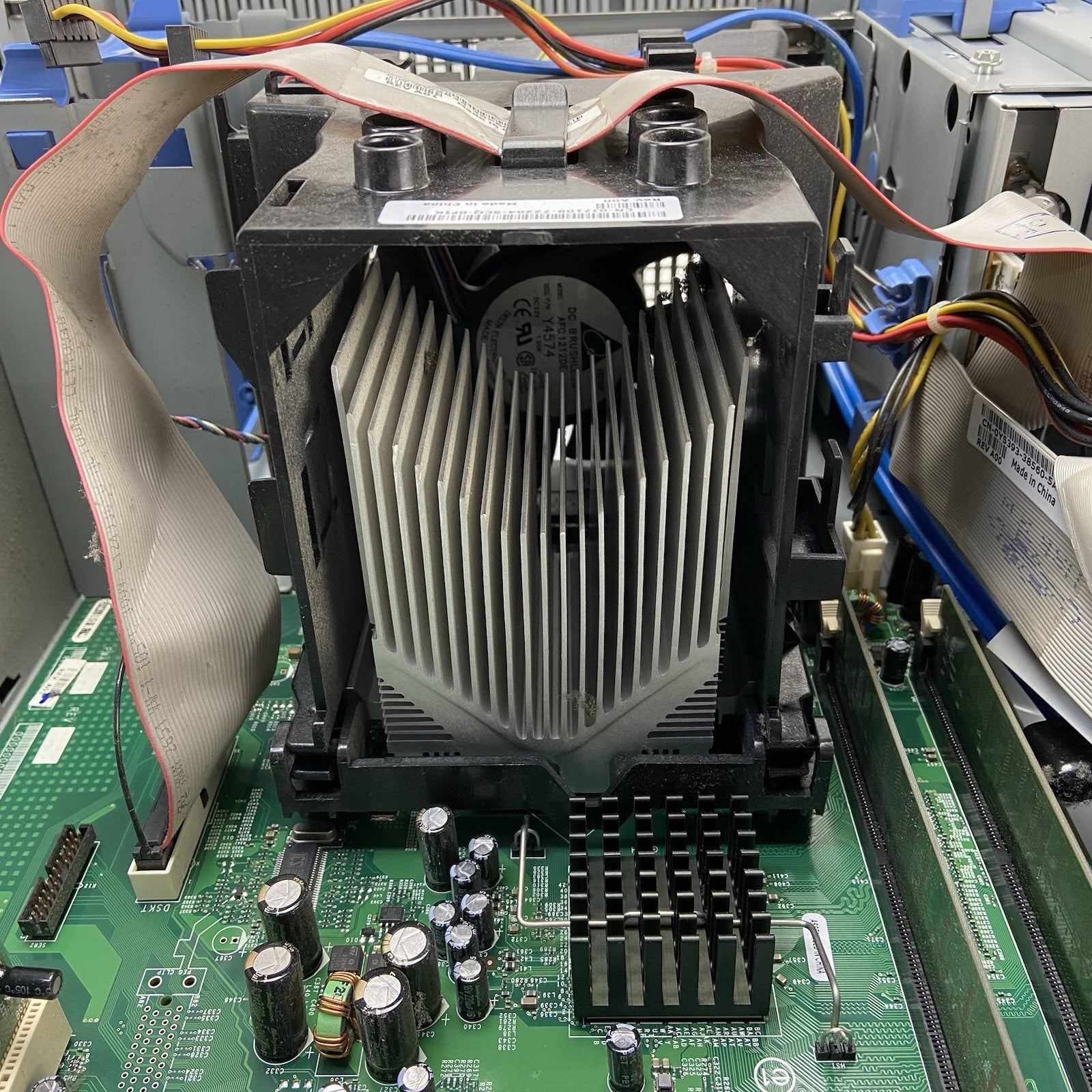 Dell Optiplex GX520 MT Intel Pentium 4 2.8GHz 1GB RAM No HDD No OS XP11