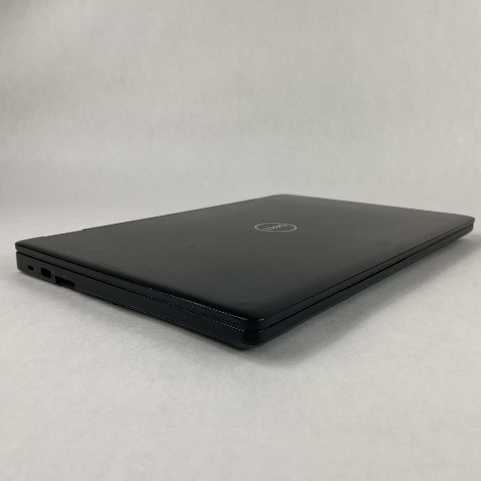Dell Latitude 5590 15.6" i5-8250U 1.60 GHz 8 GB RAM No SSD/OS/AC/Batt- Bad Front13