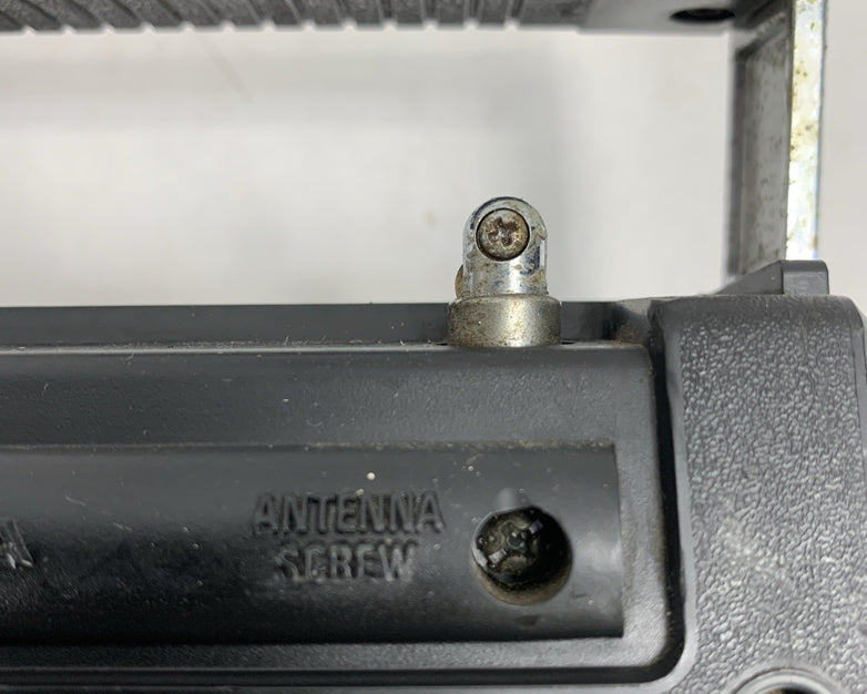 General Electric Superadio II AM/FM Receiver 7-2885F - Non-Original Antenna