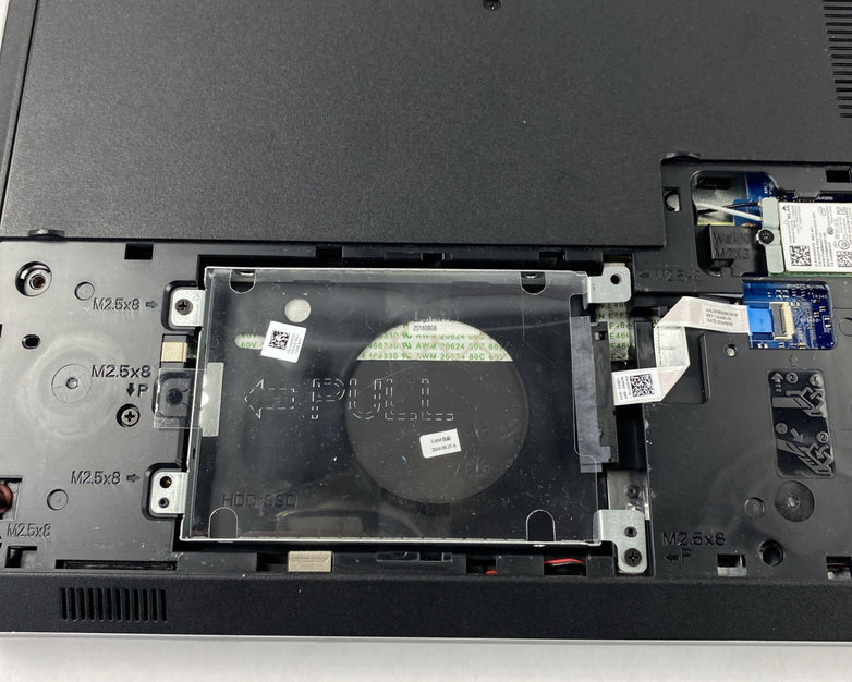 Dell Inspiron 5759 Core i5-6200U 2.3GHz 8GB RAM 17.3" No Battery No HDD No OS