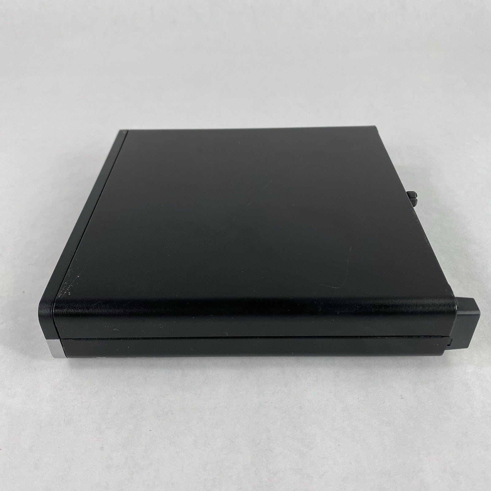 HP EliteDesk 705 G4 Micro AMD A10-9700E 3GHz 1x8GB RAM No HDD/OS/AC READ5