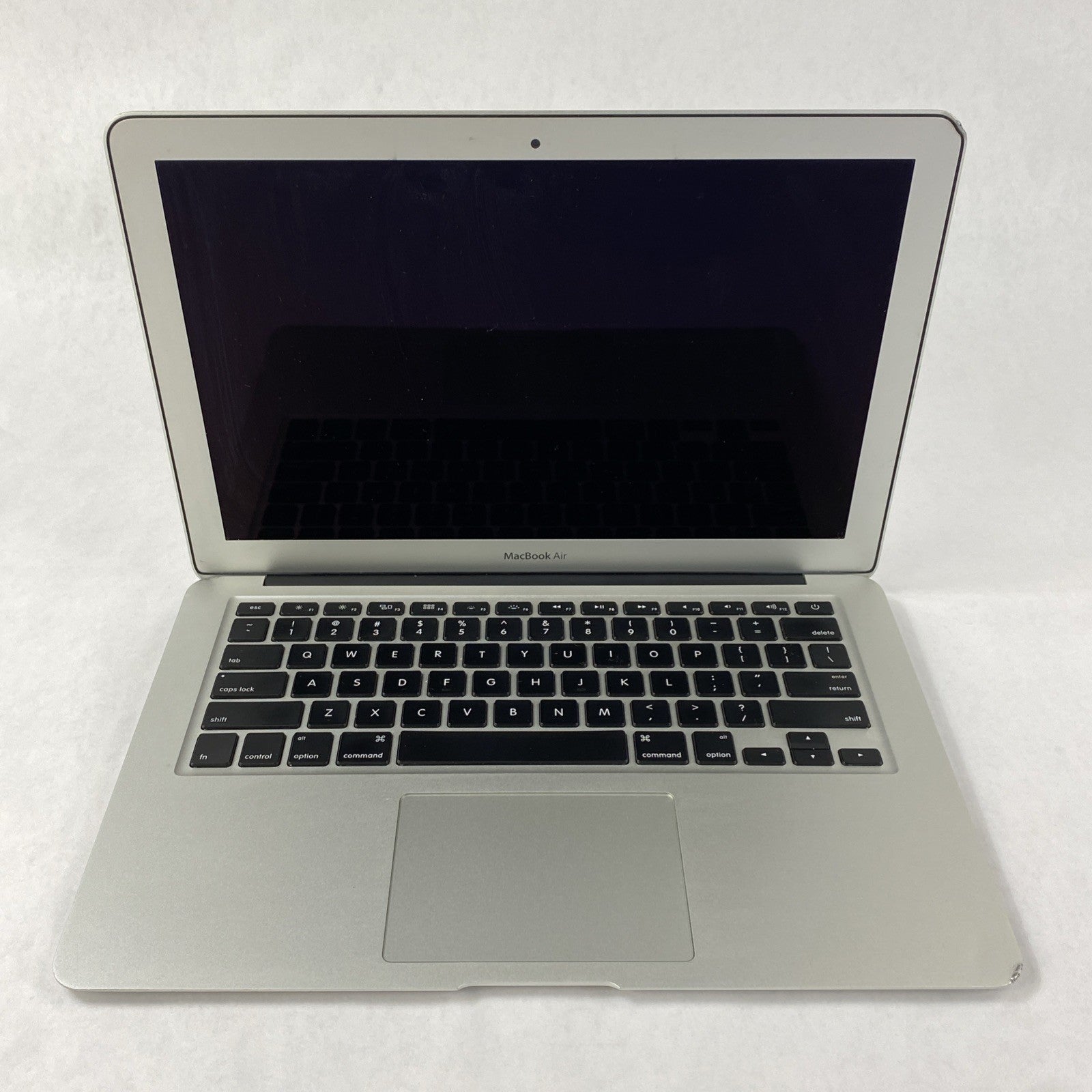 Apple MacBook Air A1369 2011 13" 1.7GHz i5 4GB RAM 250GB SSD os10.13.6 109Cycles5