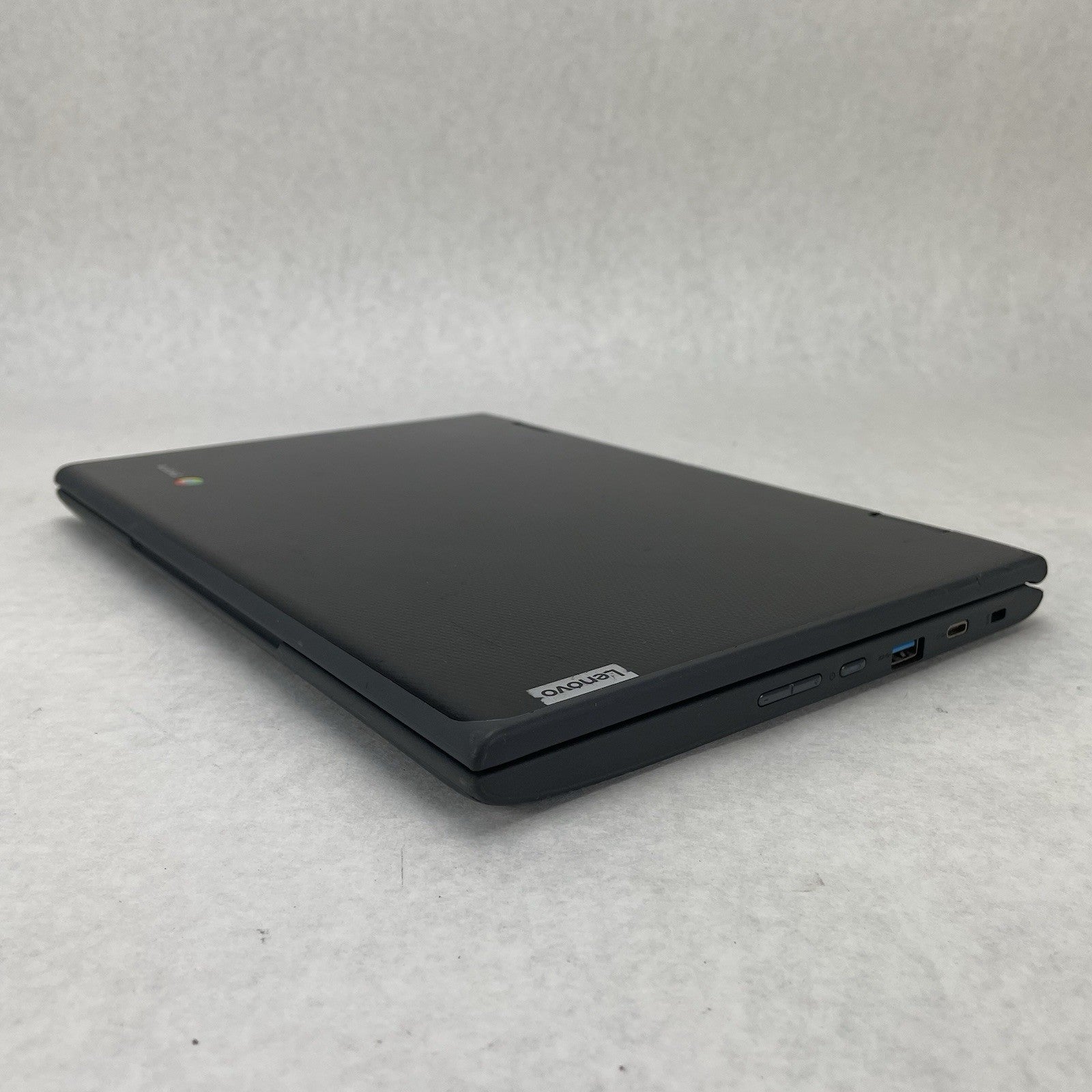 Lenovo 300e ChromeBook 2nd Gen 81MB 11.6" Celeron N4020 1.10 GHz 4 GB RAM 16 GB7