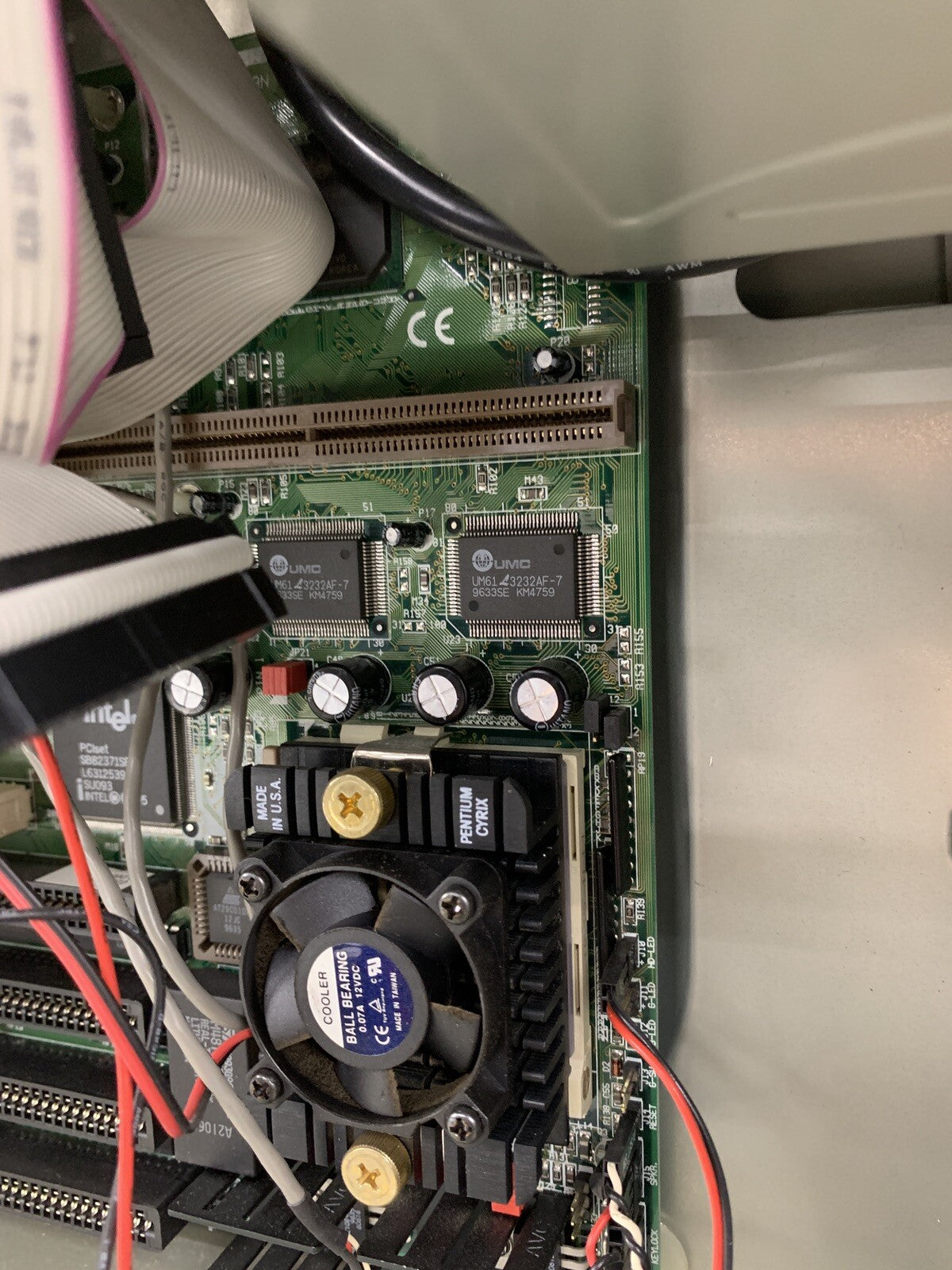 Duracom MiniPro 586 G586-IPC Deskop Pentium 133 MHz 16 MB Ram No HDD No OS