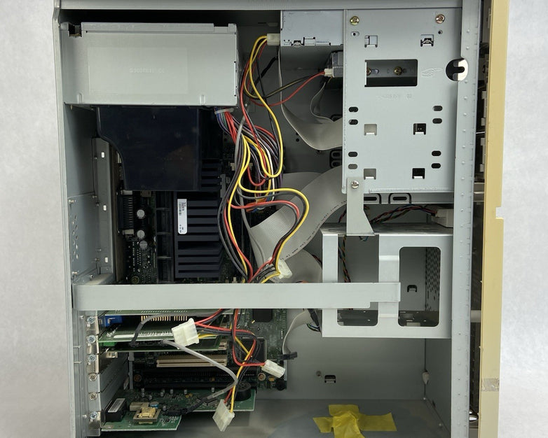 Gateway GP6-300 MT Intel Pentium II 300MHz 192MB RAM No HDD No OS