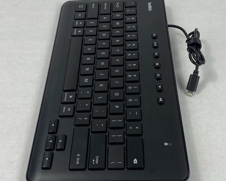 Belkin B2B124 Wired Keyboard for iPad w/ Lightning Connector Tested (Lot of 10)