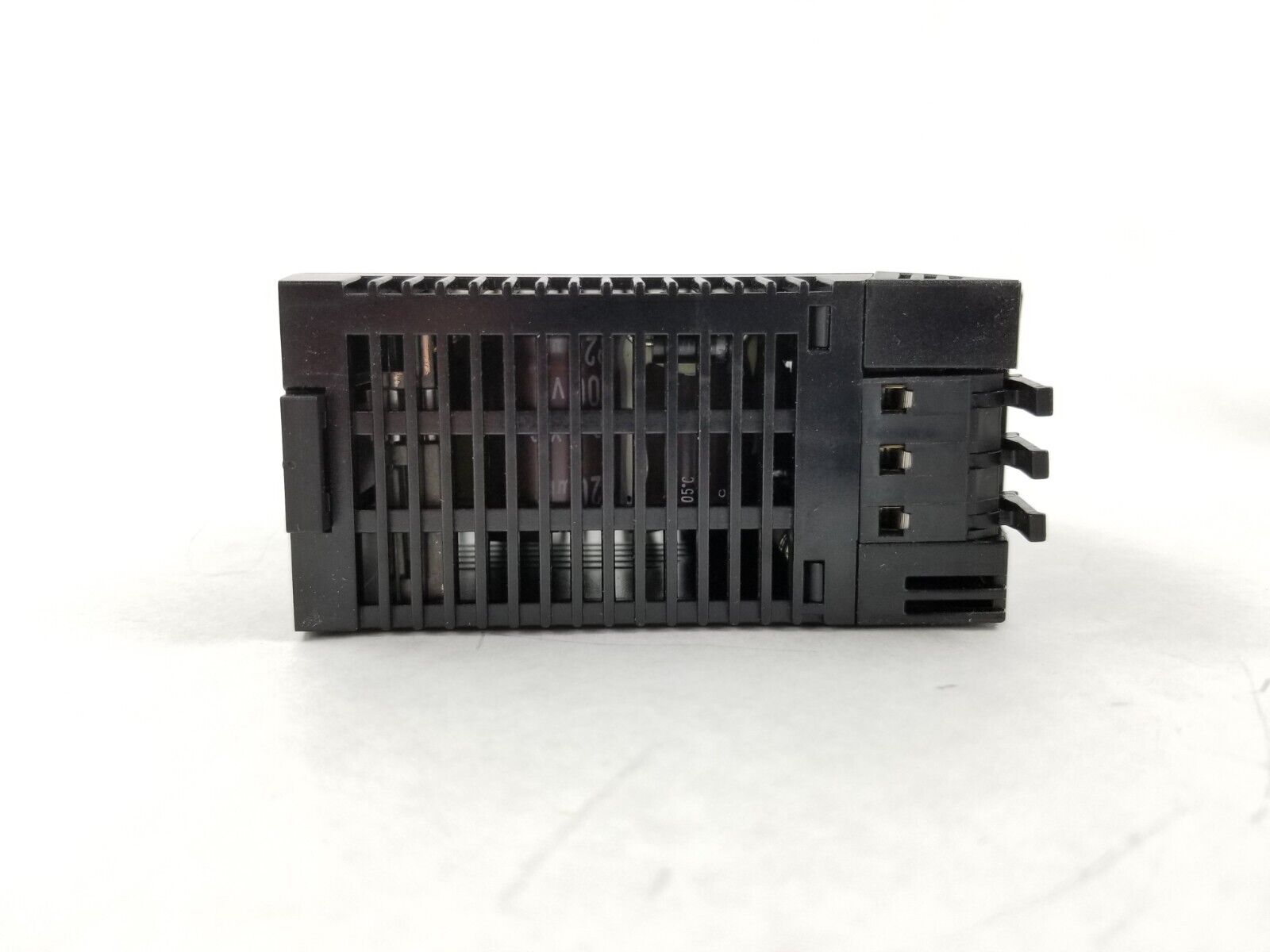 Allen Bradley 1606-XLP 100-120/220-240V 1.6-0.8A 50-60Hz CAT Power supply