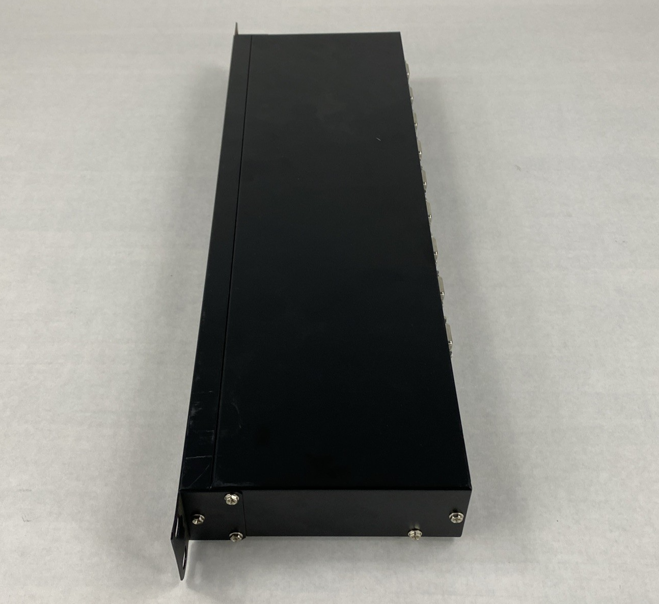 8 Port Smart USB 2.0 KVM Switch