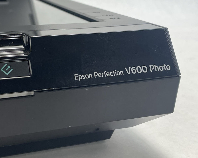 Epson Perfection V600 Photo Flatbed Scanner J252A Tested