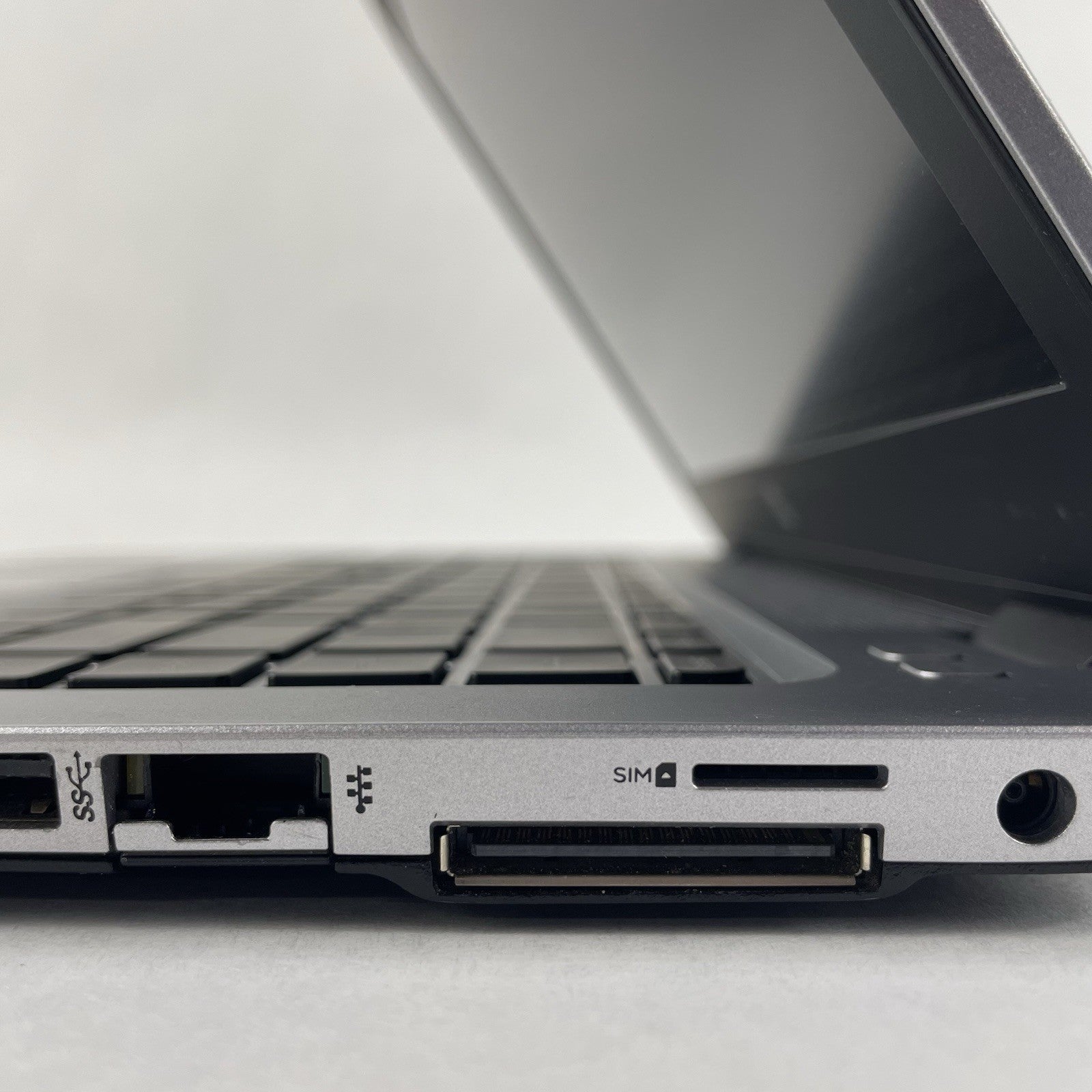 HP EliteBook 840 G3 14" i5-6200U 2.30 GHz 8 GB RAM No SSD/OS/AC/Batt7
