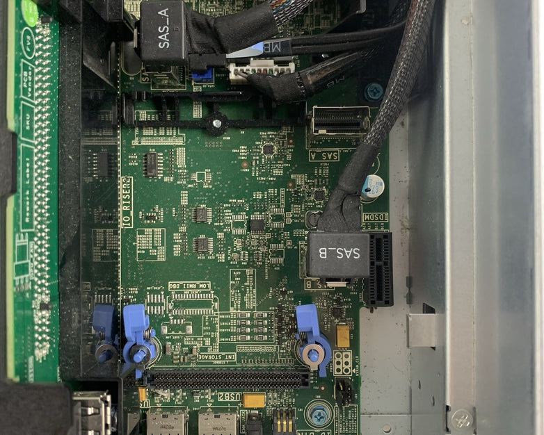 Dell PowerEdge R520 2U Server 2x Xeon E5-2440 2.4 GHz 96 GB RAM No OS No HDD
