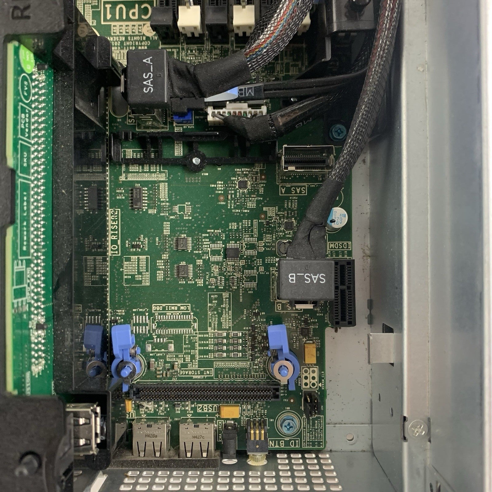 Dell PowerEdge R520 2U Server 2x Xeon E5-2440 2.4 GHz 96 GB RAM No OS No HDD15