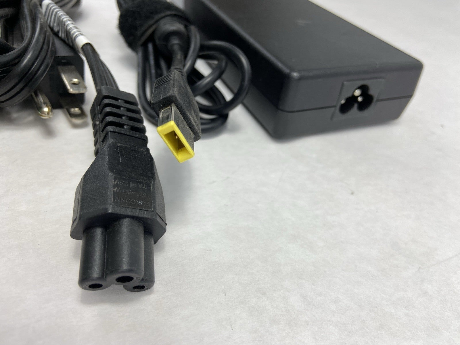 Lenovo 170W Charger ADL170NDC3A  Power Adapter 20V 8.5A