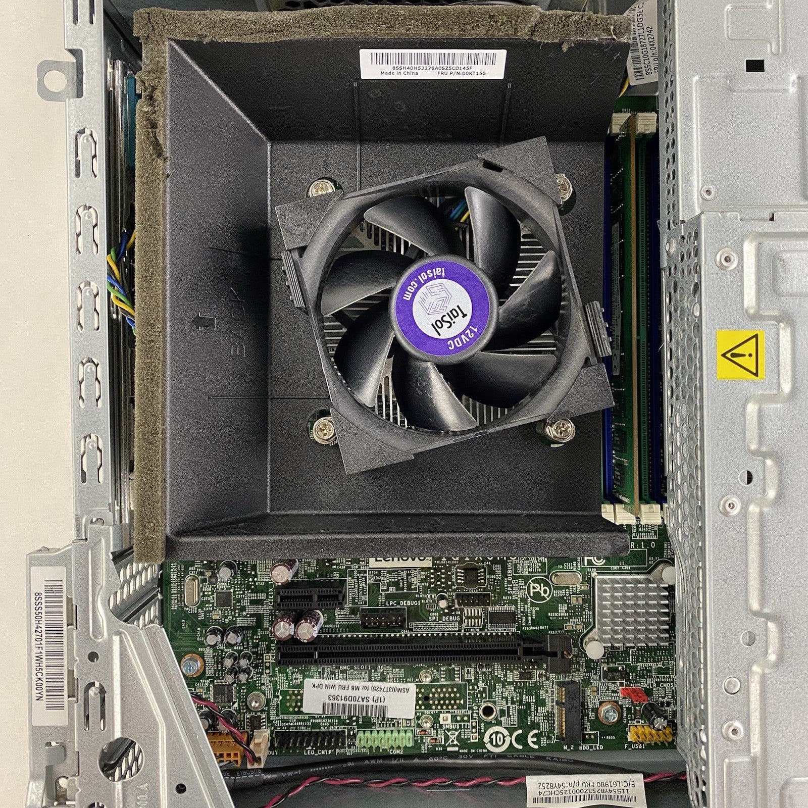 Lenovo ThinkCentre M900 SFF Intel Core i5-6500 3.2Ghz 8GB RAM No HDD No OS