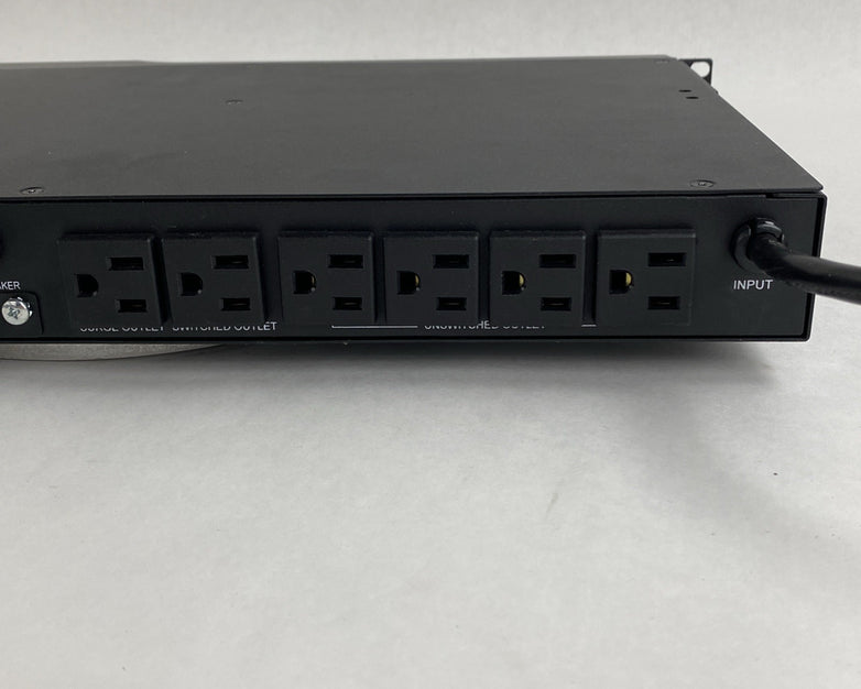 Tripp Lite Smart 500RTIU Battery Back UPS Tested No Battery or Caddy