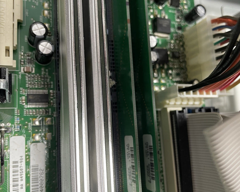 Gateway E-4600 MT Intel Pentium 4 1.90 GHz 512 MB RAM No HDD No OS