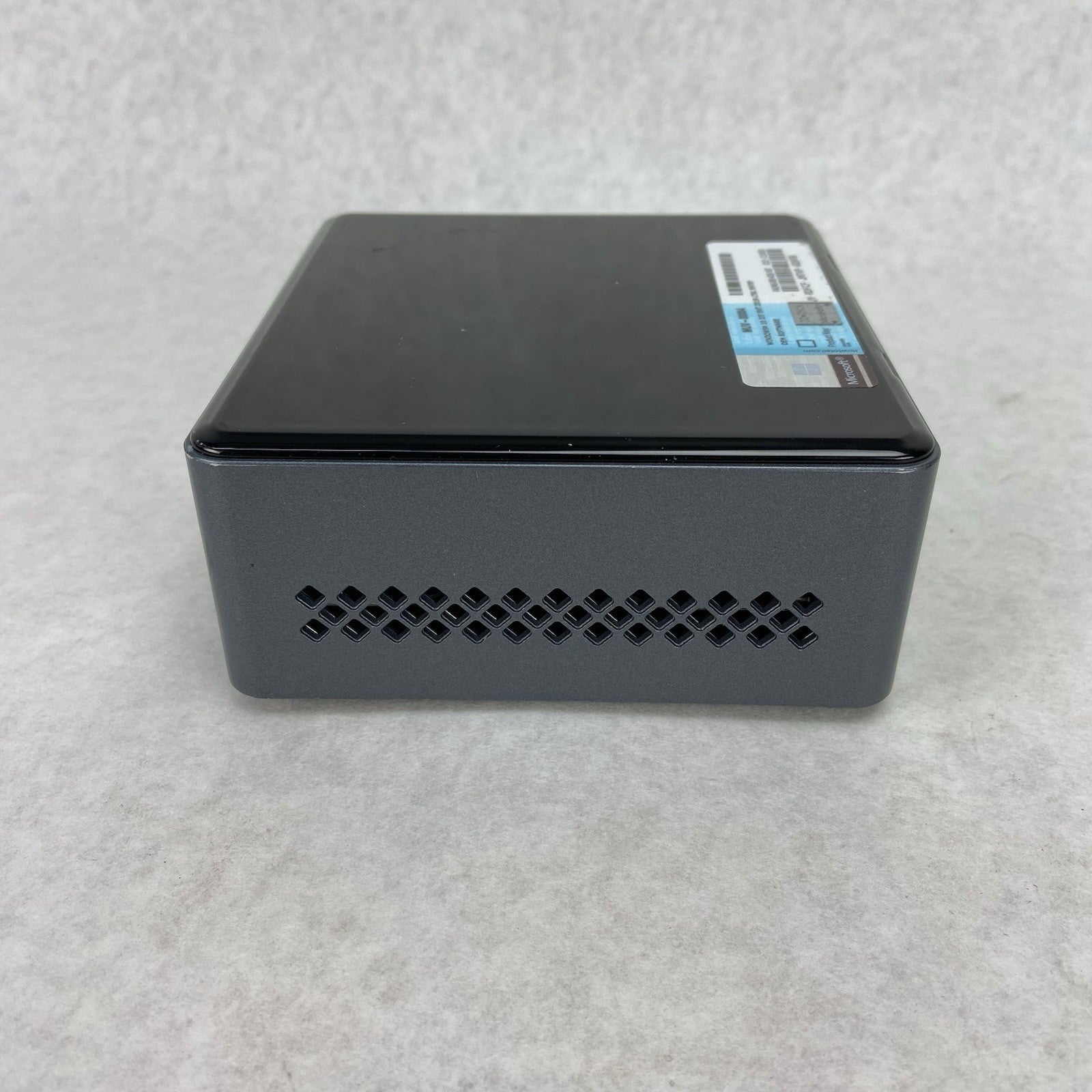 Intel NUC6CAY NUC Intel Celeron J3455 1.5GHz 4GB RAM No HDD\OS\AC2
