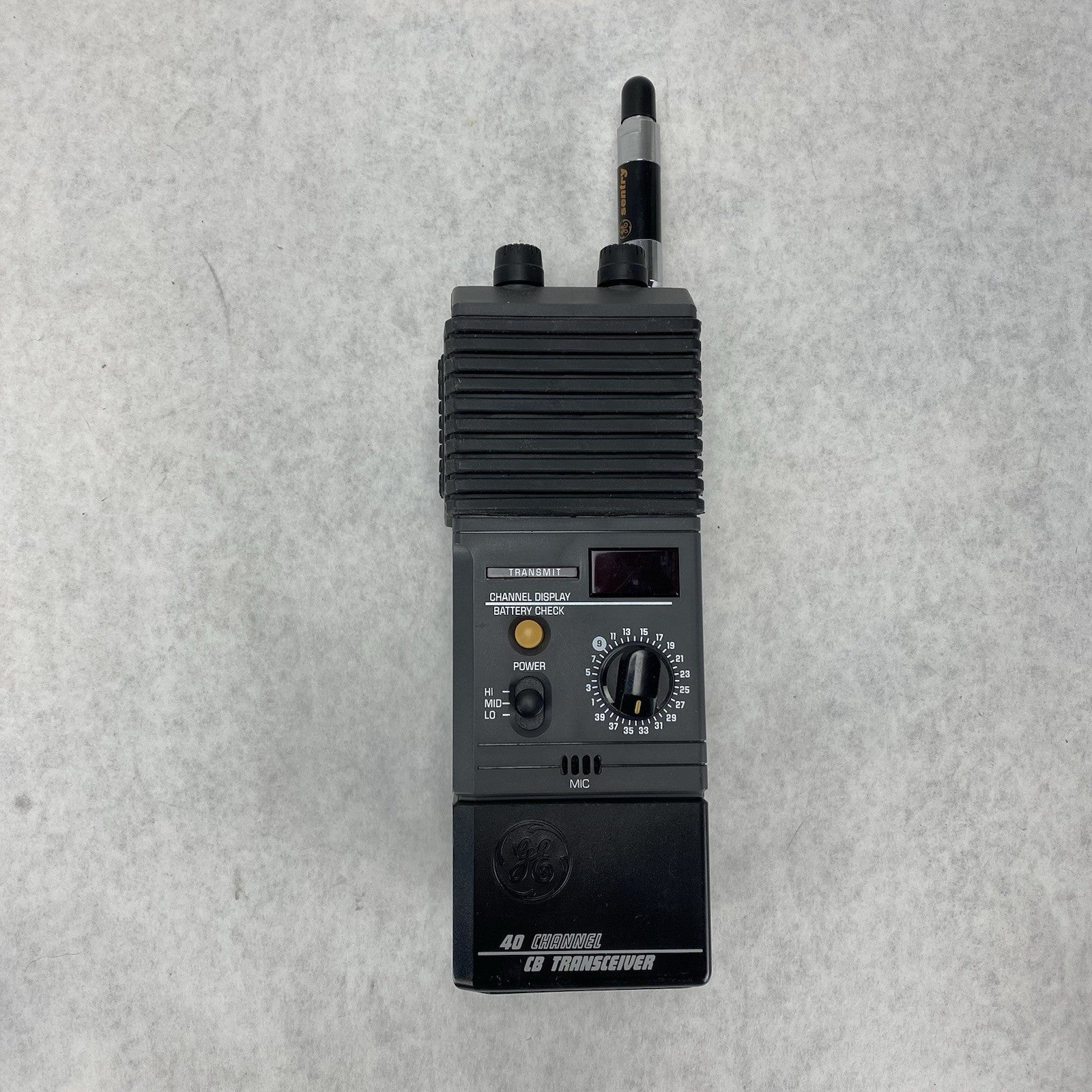 General Electric 3-5979 40-Channel Handheld CB Transceiver Untested