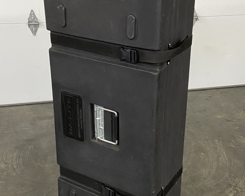 Da-Lite Fast-Fold Deluxe Projection Screen Frame - No Screen - Parts or Repair