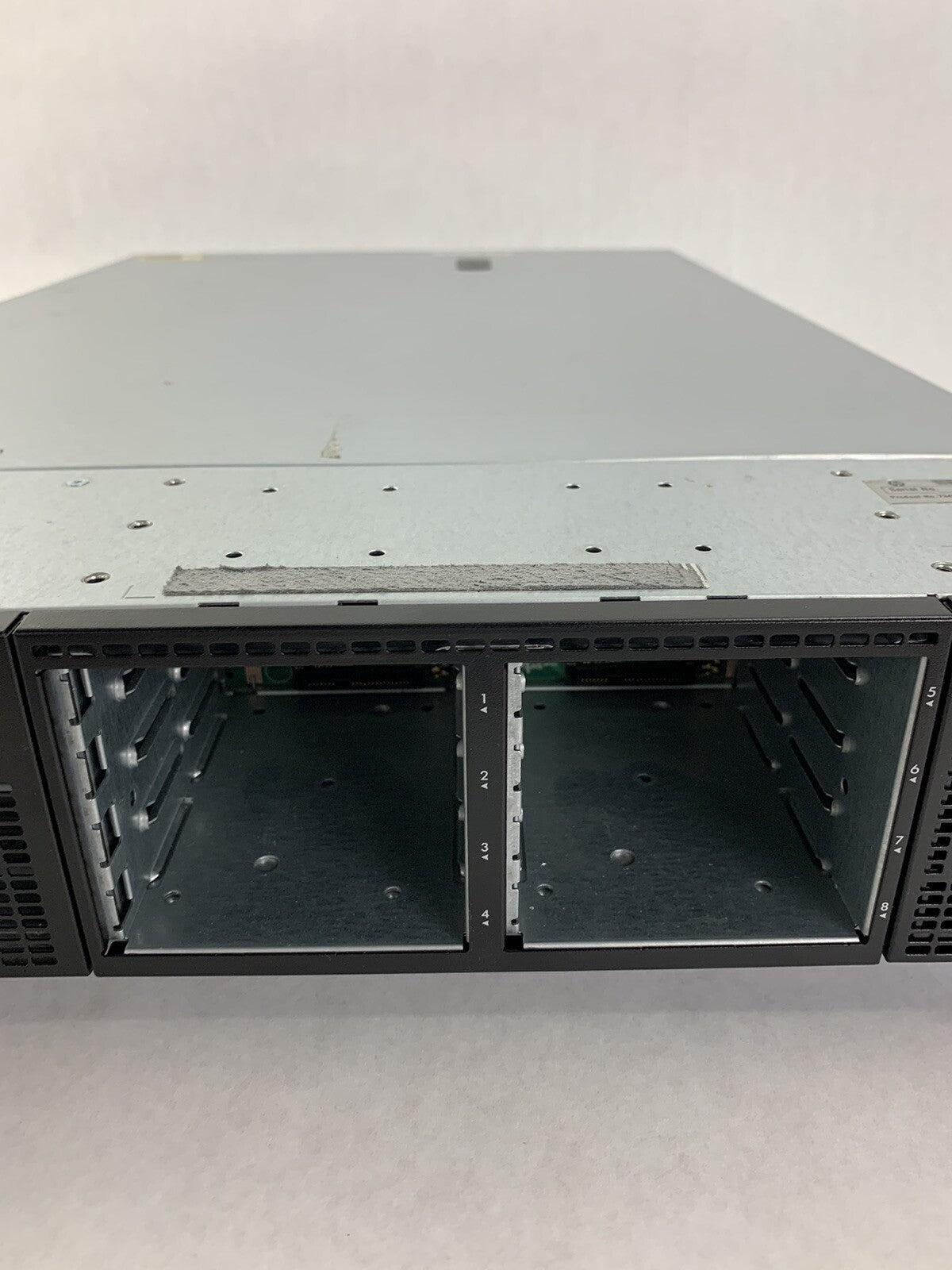 HP ProLiant DL 380p Gen8 2x Xeon E5-2620 2.0 GHz 96 GB RAM No HDD No OS