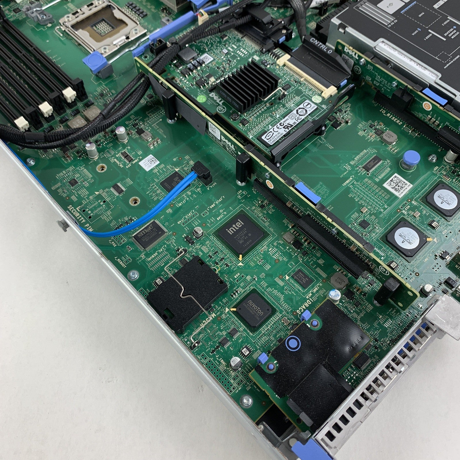 Dell PowerEdge R610 Server 1x Xeon E5520 2.27 GHz 16 GB RAM No HDD No OS