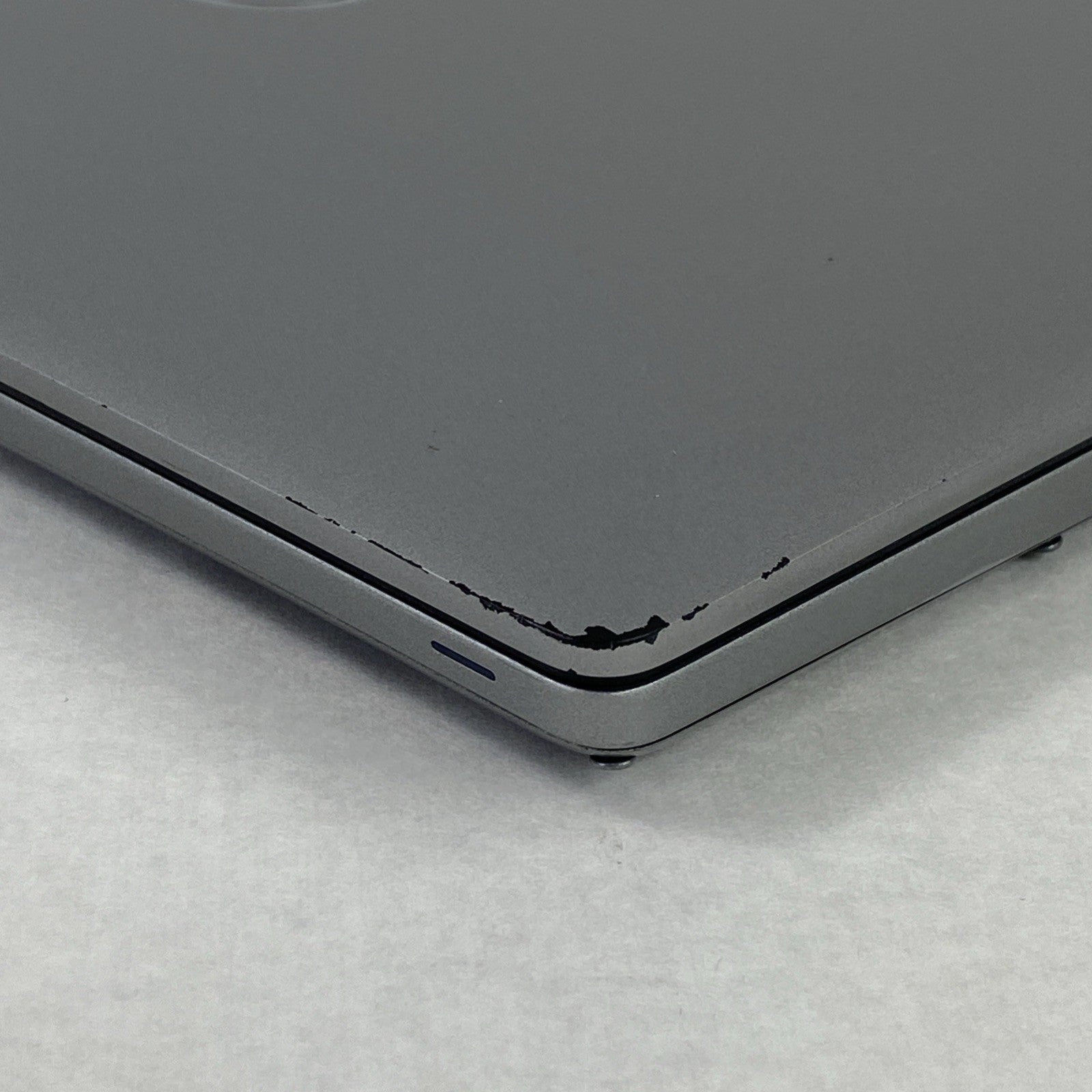 Dell Latitude 5410 Core i7-10610U 1.80 GHz 16 GB RAM 14" No Battery No SSD No OS