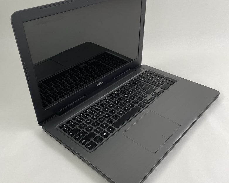 Dell Inspiron 5567 15.6" i5-7200U 2.50 GHz 8 GB RAM No SSD/OS/AC