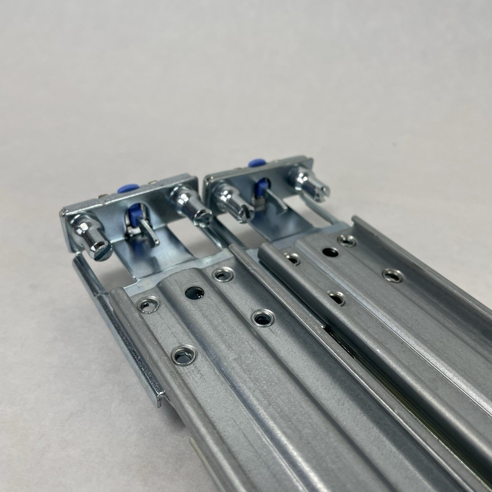 Dell PowerEdge Rackmount Servers Rail Kit H24PR 0H24PR 0GD5DW 0R7C8J 0VYRJF