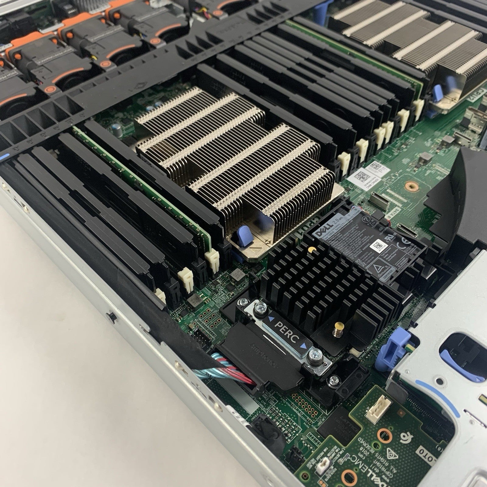 Dell PowerEdge R640 1U 8SFF Server 2x Gold 6238 2.1 GHz 64 GB H740 No OS No HDD11
