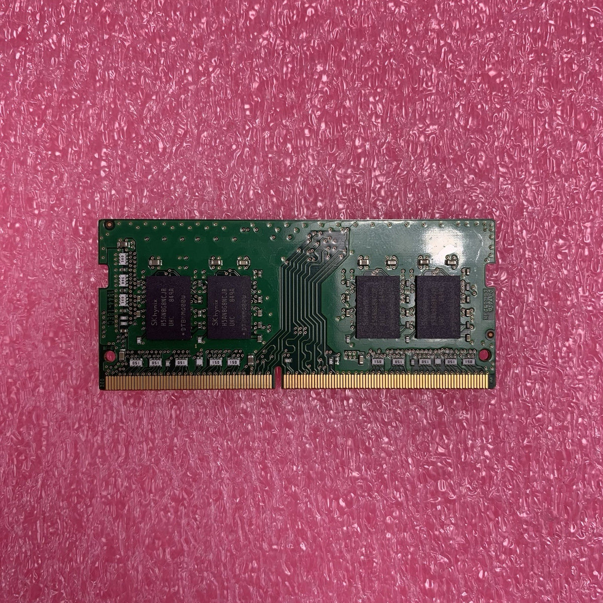 SK Hynix HMA81GS6CJR8N-UH PC4-2400T-SA1-11 8GB 1Rx8 Desktop Memory RAM6