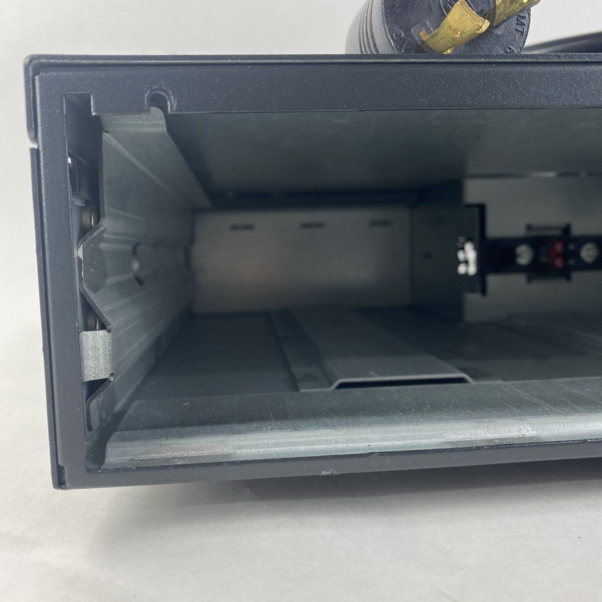 Vertiv Liebert GXT5-2000LVRT2UXL Backups Rack/ Tower - No Batteries No Rack Ears15