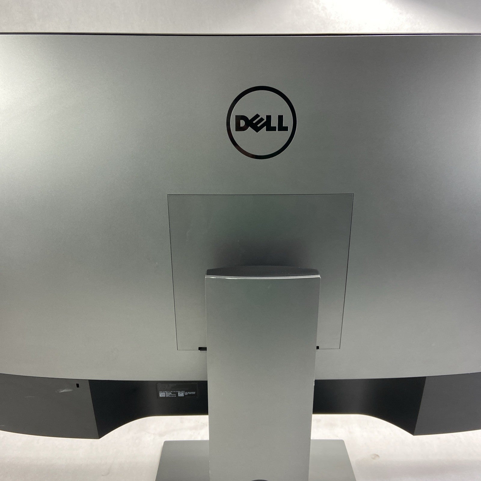 Dell Flat Panel Multi Client Monitor P4317Qc 43" In 4k UHD 3840x2160 With Stand