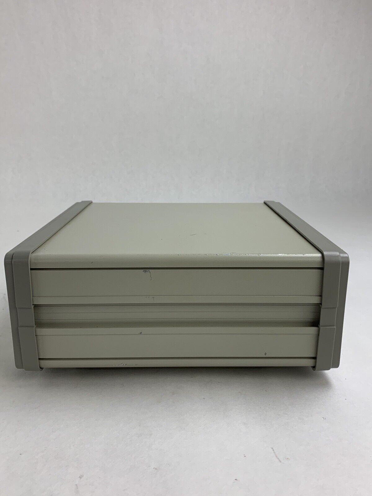 TMI Corporation Master Controller SCSI Comm 265V Power Tested