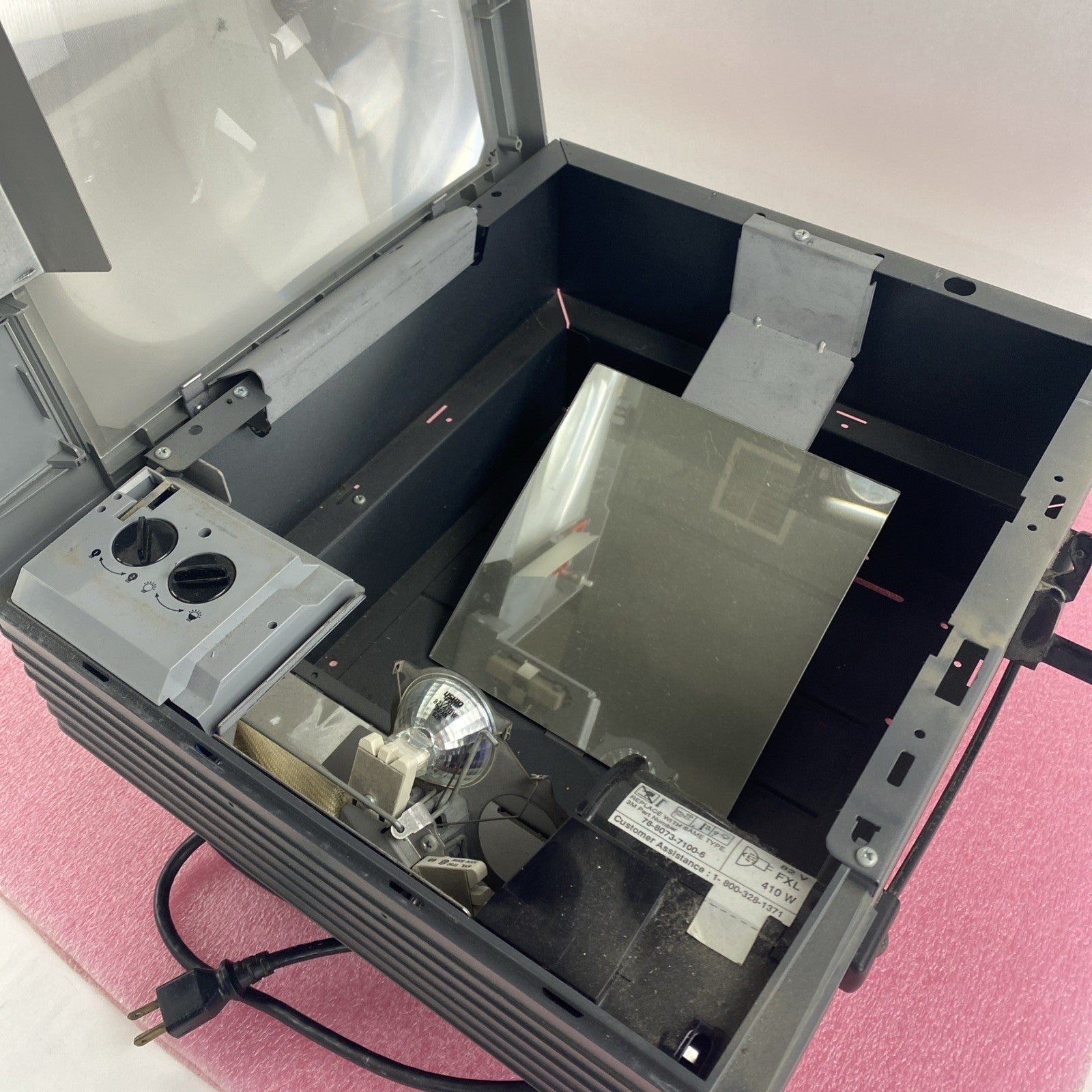 3M 9000JAC 9200 Overhead Projector Tested5