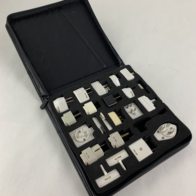TARGUS PA031U Travel Connection Kit World Pack Power and Adapters Missing One