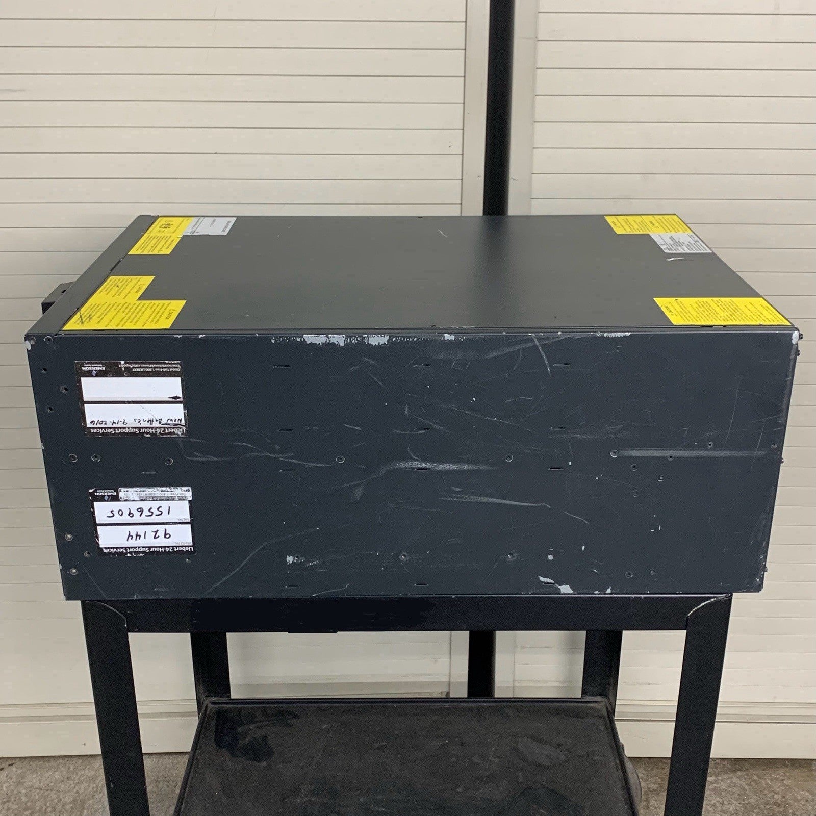 Emerson-Liebert GXT3-8000RT208 8000va 240v UPS Fault A and B Parts and Repair12