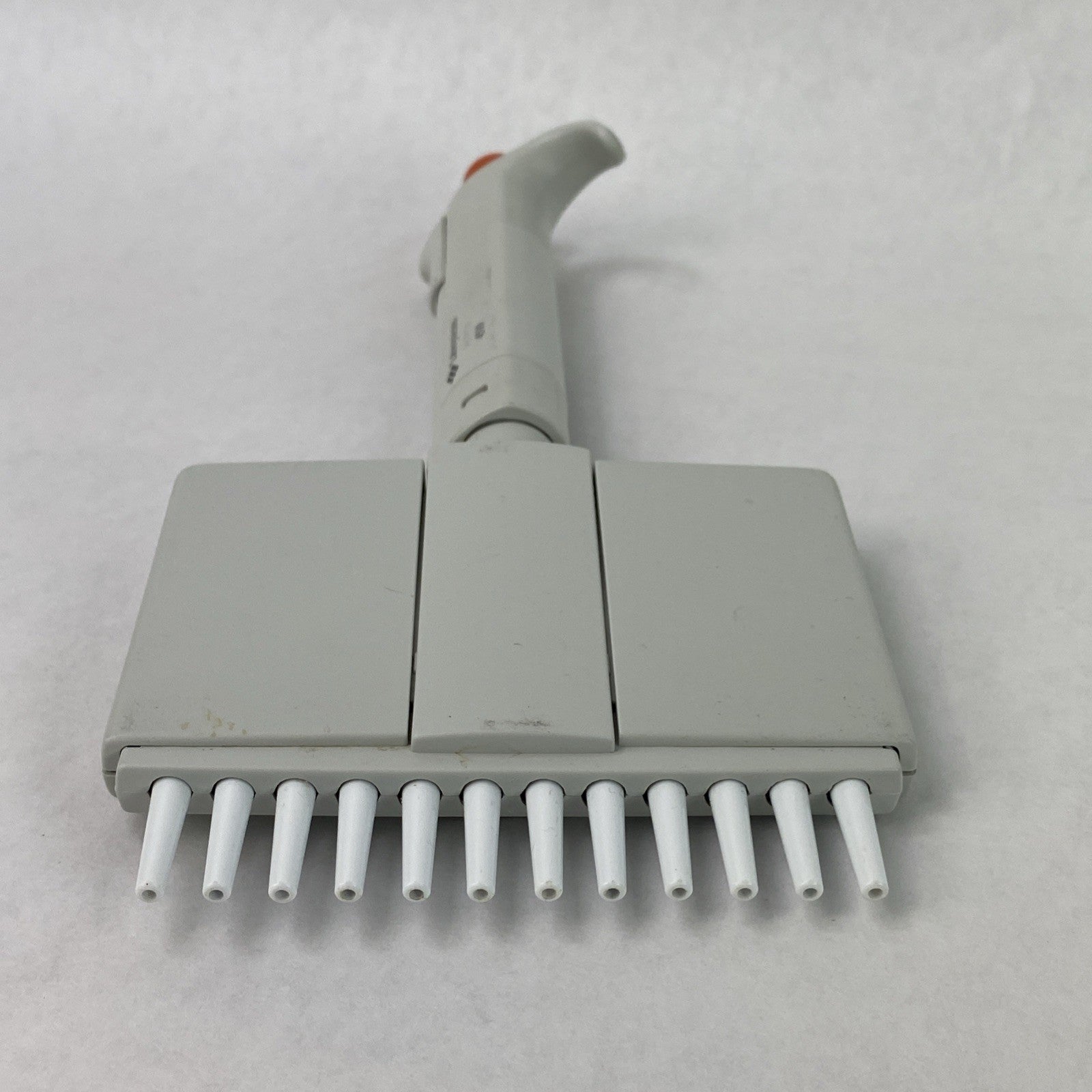 Labsystems Finnipipette 4510 5-50 µL 12 Channel Handheld Manual Pipette H675762