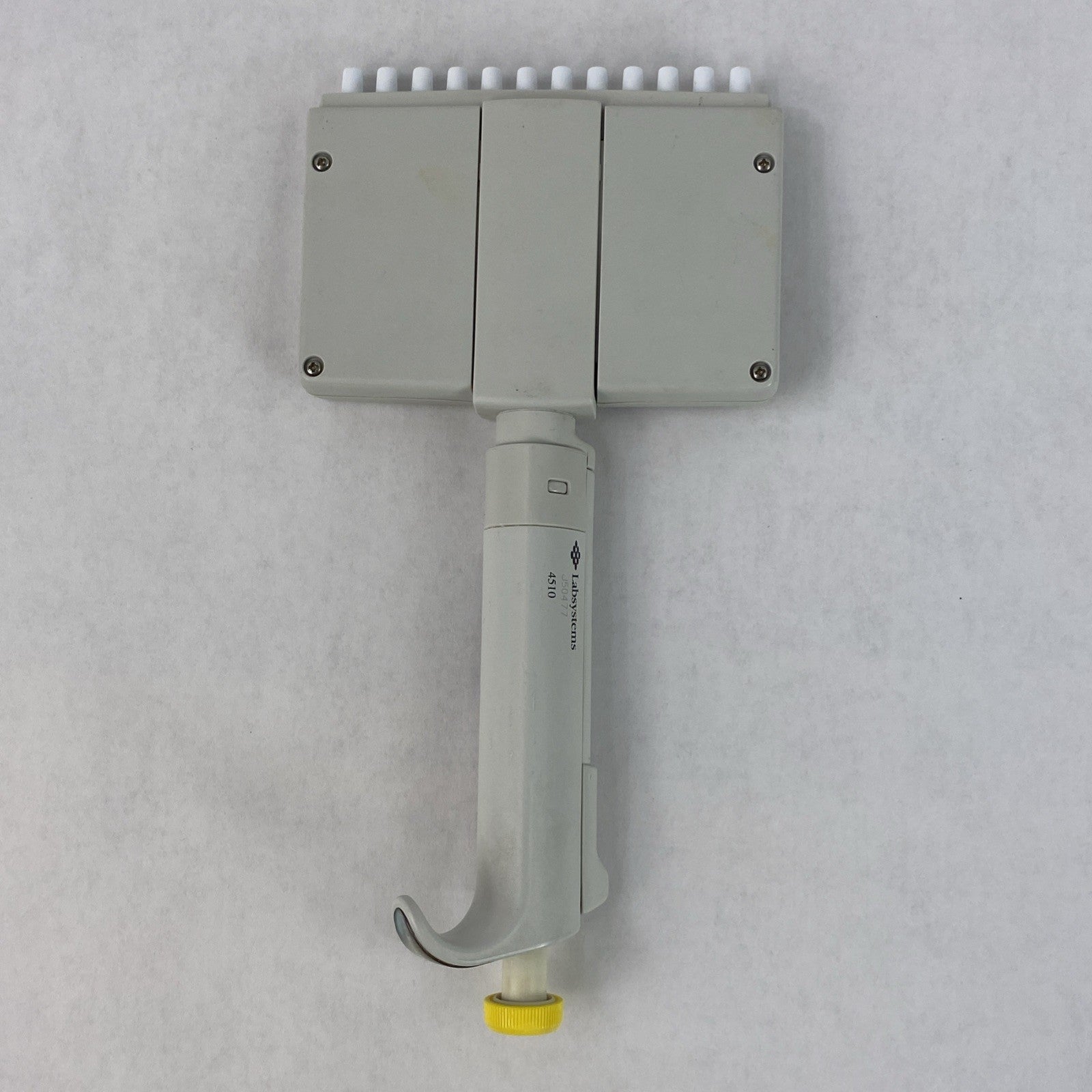 Labsystems Finnipipette 4510 50-300 µL 12 Channel Handheld Manual Pipette J504775