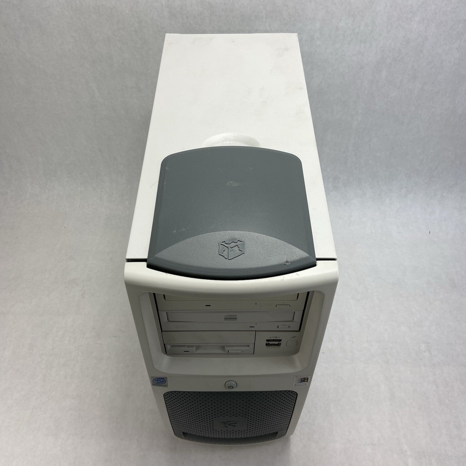 Gateway Performance 933 MT Intel Celeron 934MHz 127MB RAM No HDD No OS2