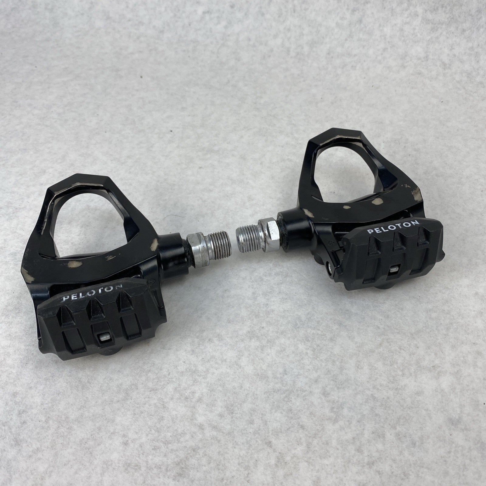 Peloton Clip in Indoor Pedals Right and Left0