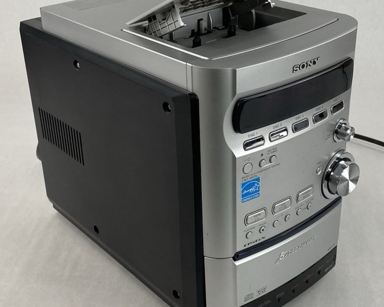 Sony CMT-HPZ9 Cassette and 5 Disc Changer AM/FM Parts or Repair