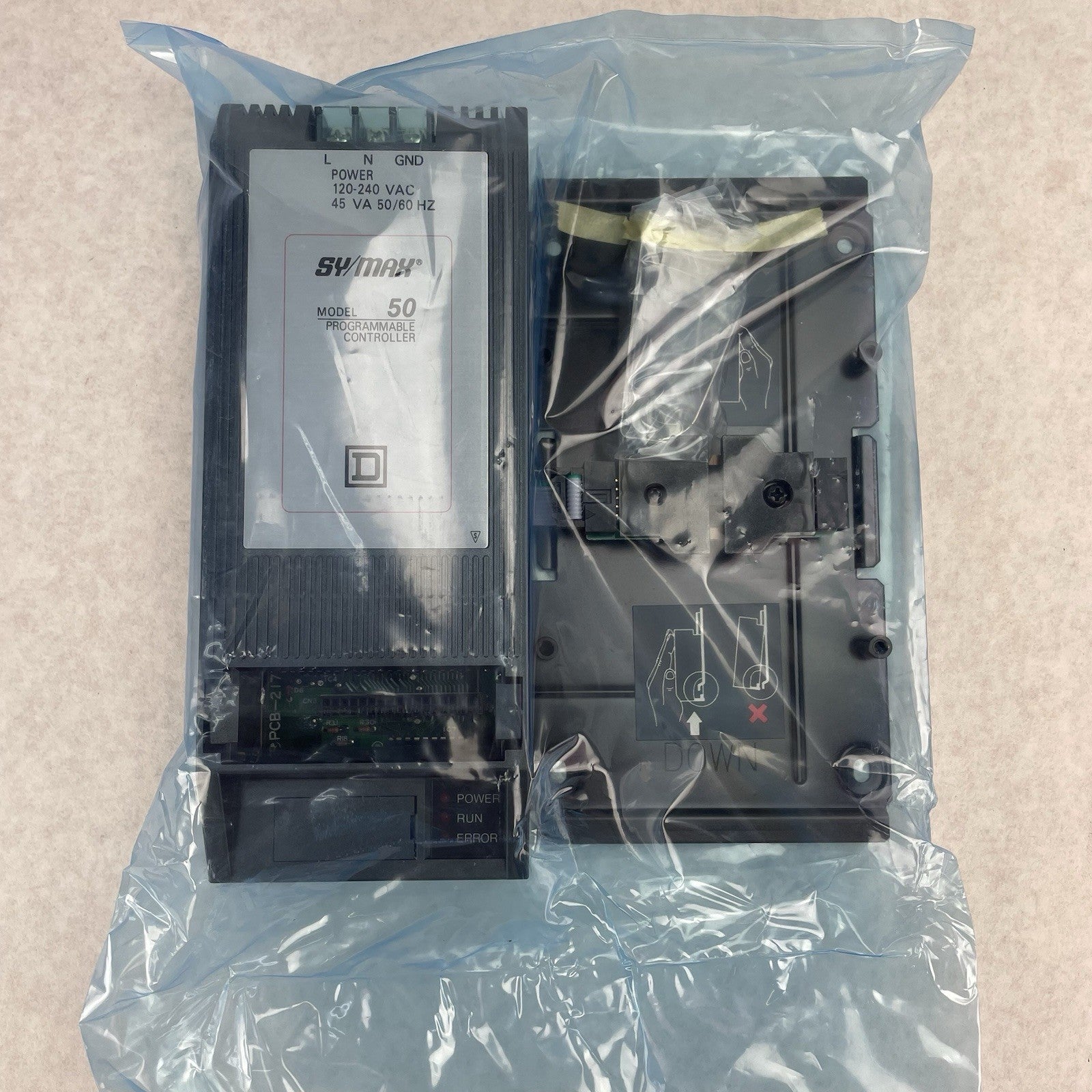 Square D 8005 CP-50 SY/MAX Model 50 Programmable Controller RT-108 Relay Module7