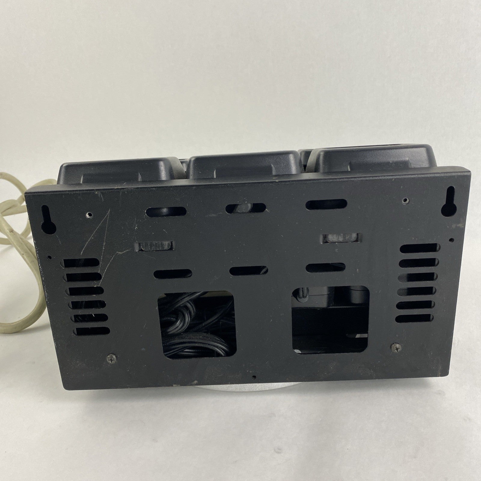Kenwood KMB-25 Multi Charger Station5